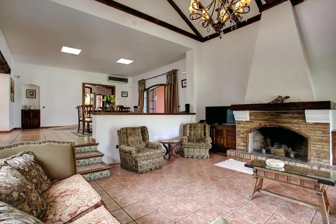 Villa Rustica, El Rosarioマルベーリャ